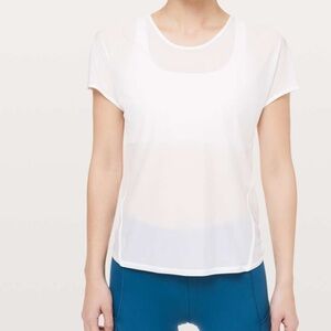 Lululemon Twist and Train Short Sleeve size 8